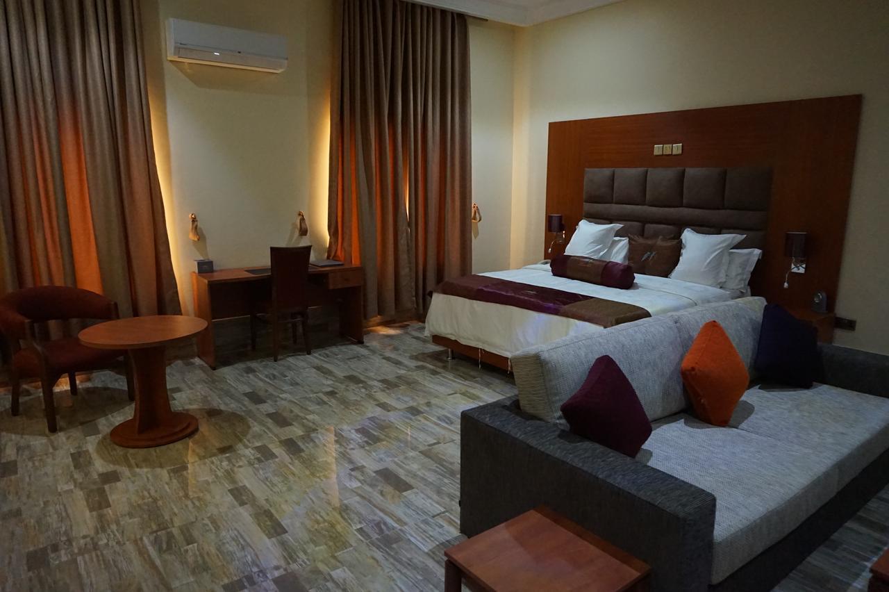 Aenon Suites Oshogbo Eksteriør bilde